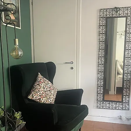 Guest house Via Ellero 12 *